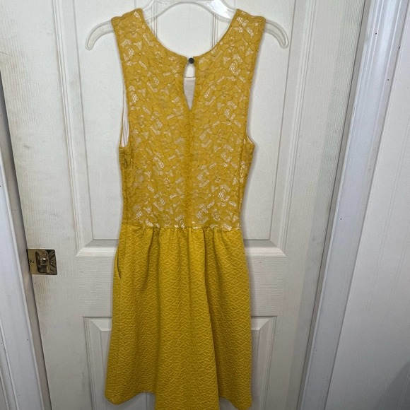 Anthropologie Maeve Vera Lace Mustard Yellow Dress Size Xsmall - Picture 9 of 12